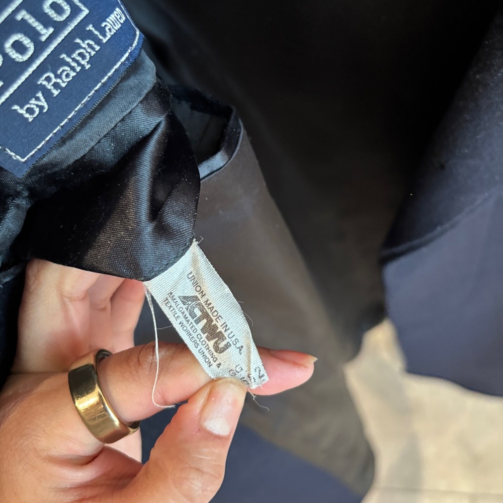 Vintage Polo By Ralph Lauren Men’s Wool Coat with velvet collar, Size L - Picture 9 of 16